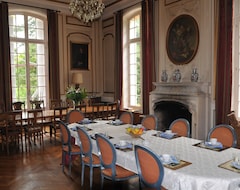 Bed & Breakfast Château Le Corvier (Vouzon, Ranska)