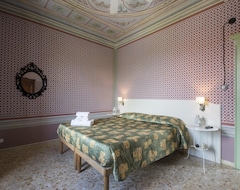 Otel Villa Sant Andrea (Siena, İtalya)