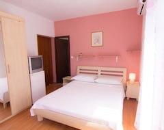 Hotelli Guest House Ivana (Krk, Kroatia)