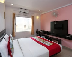 Hotelli Hotel Aavass Inn Paradise (Mysore, Intia)