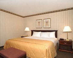 Hotel Comfort Inn & Suites Near Burke Mountain (Saint Johnsbury, USA)