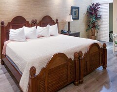 Economy King Hotel Room (Boca Grande, ABD)