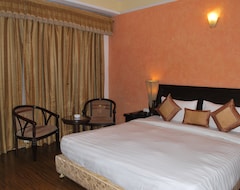 Hotel The Pearl Industrial Area Phase-2 (Chandigarh, Indija)