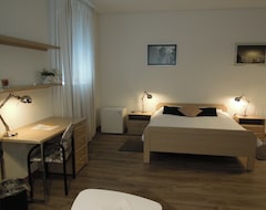 Hotelli Les Chambres du CTN (Plan-les-Ouates, Sveitsi)