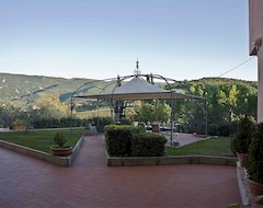 Otel Albergo Villa Cristina (Spoleto, İtalya)