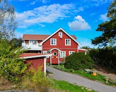 Nhà nghỉ STF Moja Vandrarhem (Möja, Thụy Điển)