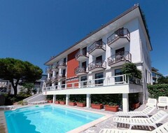 Hotel Touring & Villa Deste -  Villa Deste (Grado, Italy)