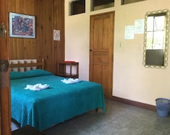 Hotel del Bosque (Panahačel, Gvatemala)