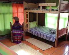 Khách sạn Ayamtai Jea Guest House (Baños, Ecuador)