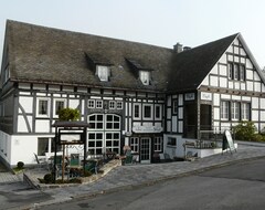 Khách sạn Landgasthof Vollmers (Schmallenberg, Đức)