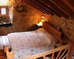 Guesthouse Bodega Rural Tipo Loft (Ourense, Spain)