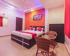 Hotel OYO 12151 The Orchid Guest House (Pune, India)