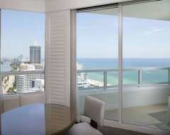Hotelli Fontainebleau Hotel Oceanview 27th Fl 1 Bd Suite (Miami Beach, Amerikan Yhdysvallat)