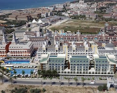 Hotel Palm World Resort & Spa (Evrenseki, Turkey)