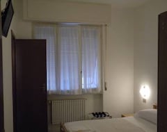Hotel Gentile (Noli, Italien)
