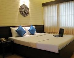 Khách sạn Rajata Hotel (Bangkok, Thái Lan)