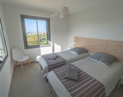 Casa/apartamento entero Nueva villa de vacaciones con piscina con magníficas vistas al mar y al pueblo (Le Castellet, Francia)