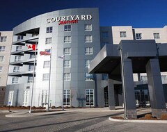 Khách sạn Courtyard by Marriott Calgary Airport (Calgary, Canada)
