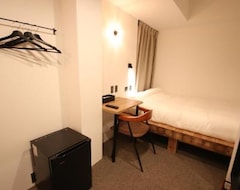 Khách sạn Mizuka Daimyo 7 - Unmanned Hotel (Fukuoka, Nhật Bản)