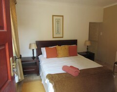 Hotel The Dorr Guesthouse (Sandton, South Africa)