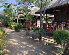 Hotel Coconut Home (Koh Lanta City, Tajland)
