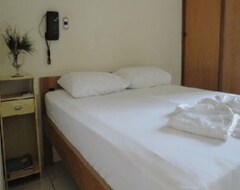 Hotel Hospedagem Chamonville (Belo Horizonte, Brazil)