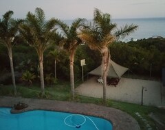 Hotelli Ocean View Lodge (Brenton On Sea, Etelä-Afrikka)