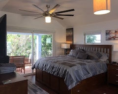 Koko talo/asunto Brand New, Modern, Light, Delightful Small Apartment Packed With Luxuries (Somerset Village, Bermuda)