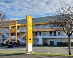 Khách sạn PREMIERE CLASSE (Saintes, Pháp)
