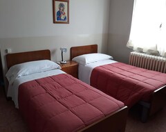 Hotel Molteni (Veduggio con Colzano, Italy)