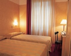 Hotel Sant'Ambroeus (Milán, Italia)