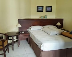 Hotel Hannie House (Lubuk Baja, Indonesia)