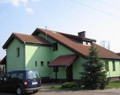 Khách sạn Zajazd U Basi (Otyń, Ba Lan)