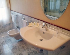 Hotel Vittoria Parc (Bari, Italija)