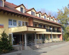 Hotel Touring (Berekfürdö, Hungary)