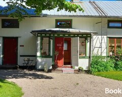 Koko talo/asunto Magasinet (Hofors, Ruotsi)