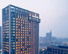Renaissance Shanghai Caohejing Hotel (Şangay, Çin)