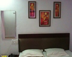 Hotel Raj Tilak (Ahmedabad, India)