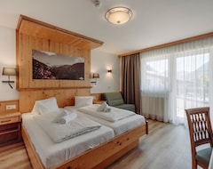 Hotel Bergzeit By Seven (Flachau, Austrija)