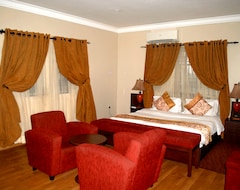 Khách sạn Grand Inn&Suites (Ijebu-Ode, Nigeria)