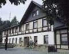 Khách sạn Waldquelle (Aerzen, Đức)