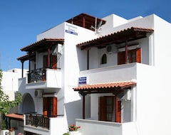 Otel Kapetanos Rooms (Agios Georgios, Yunanistan)