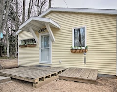 Toàn bộ căn nhà/căn hộ New! 2br Gold Coast Cottage On Lake Michigan! (North Muskegon, Hoa Kỳ)