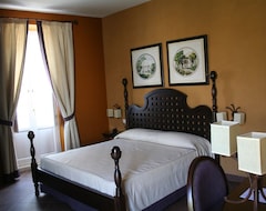 Hotel Dei Coloniali (Syracuse, Italy)
