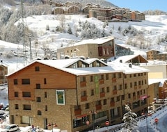 Otel Apartamentos Turísticos Roc del Castell (Canillo, Andorra)