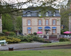 Hotel Hôtel Restaurant Bellevue (Bagnoles-de-l'Orne, Francuska)