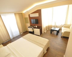 Lejlighedshotel Camyuva Beach Hotel (Kemer, Tyrkiet)
