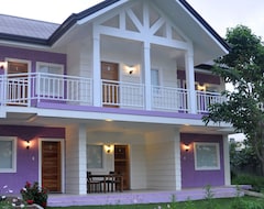 Bed & Breakfast The Carmelence Lodge (Tagaytay City, Filippinerne)