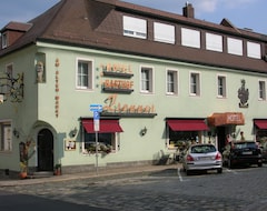 Khách sạn Hotel Zrenner (Waldsassen, Đức)