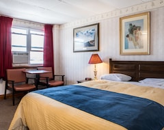 Hotel Old Town Avedon~ Dining, CSU, Music Festivals, Shopping, and much more! (Fort Erie, Kanada)